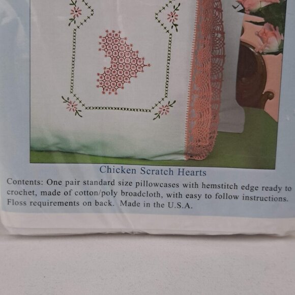 Hemstitch Set of 2 Chicken Scratch Hearts Stamped Cross Stitch Kit NWT - Picture 3 of 5